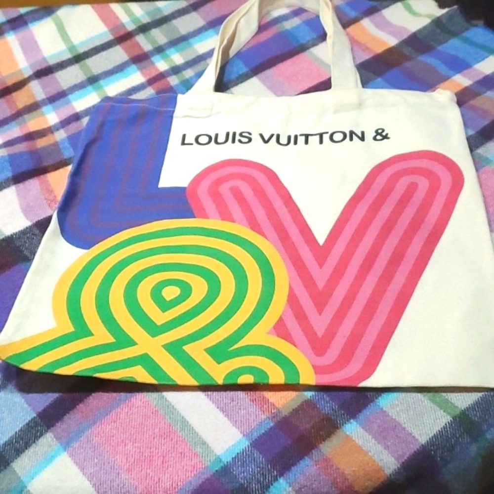 LV CANVAS TOTE NWOT - Picture 5 of 8